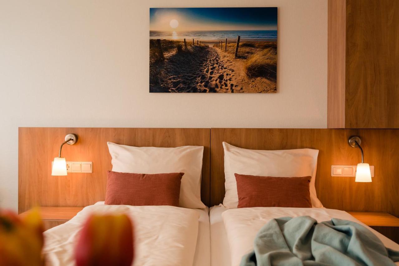 Sleeping By Van Beelen Katwijk aan Zee Exteriör bild